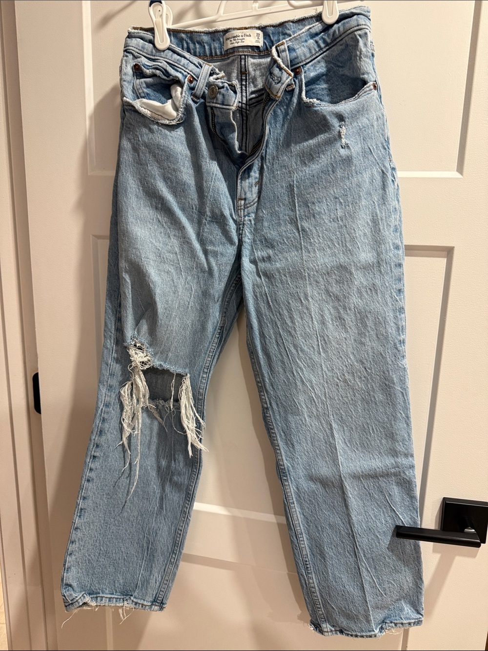 Abercrombie & Fitch The 90’s Straight Ultra High Rise